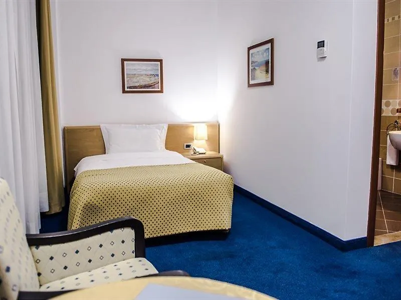 Hotel Airport Tirana Rinas
