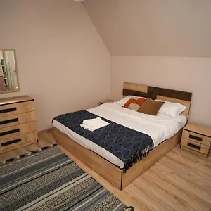 grandpa-house-studio-app-2.hotels-in-tirana.com/